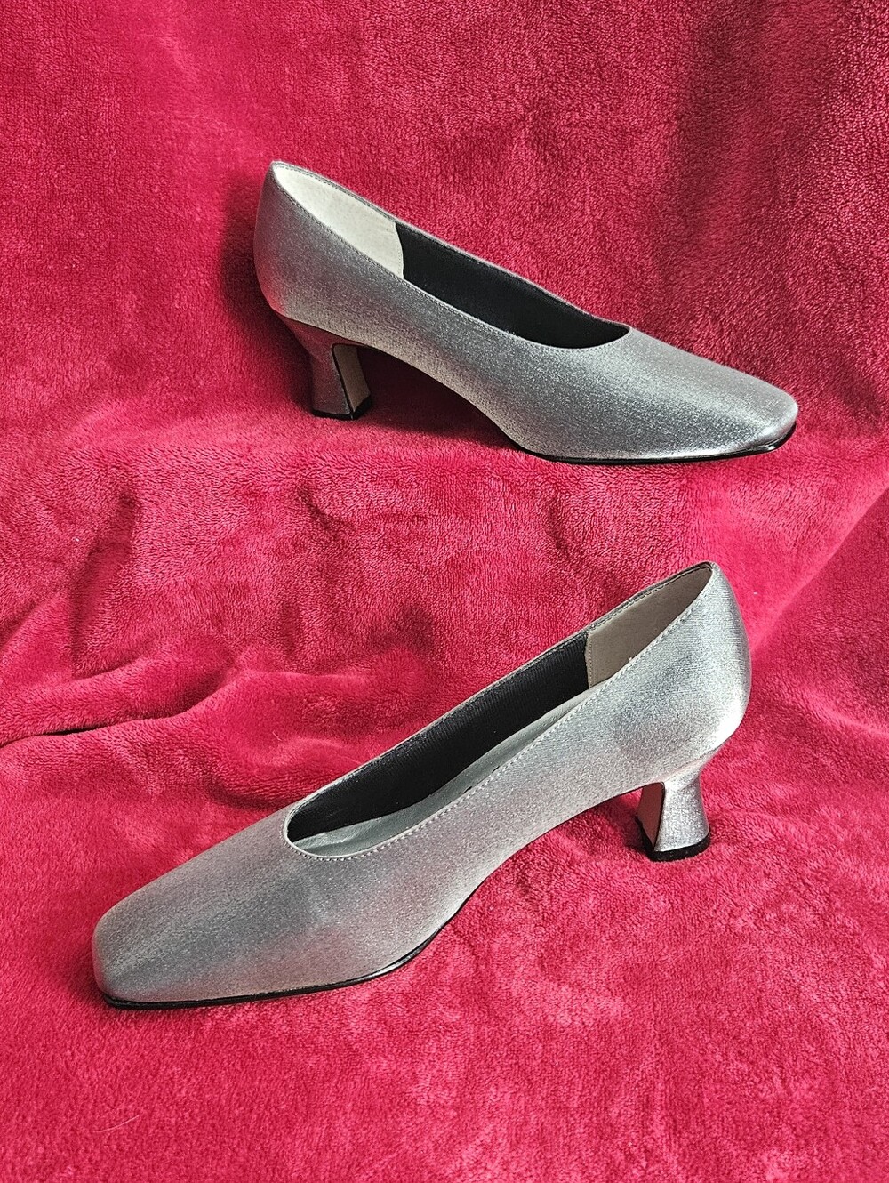 9.2.5 PM Collection Metallic Silver Evening Low-Heel Pumps for Women - Size 7